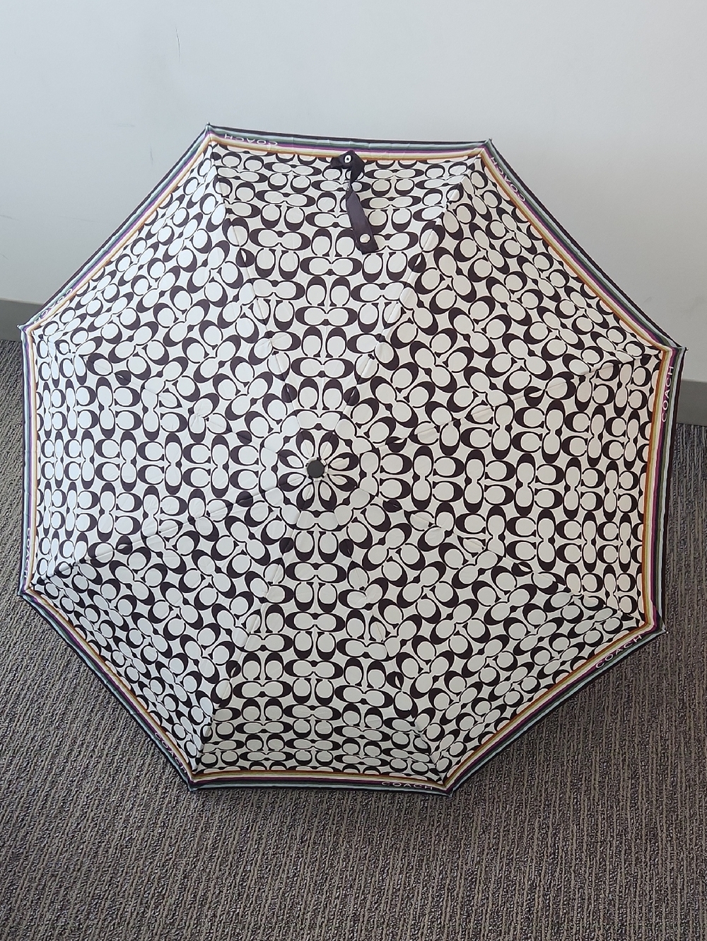 Coach Umbrella - Picture 8 of 16